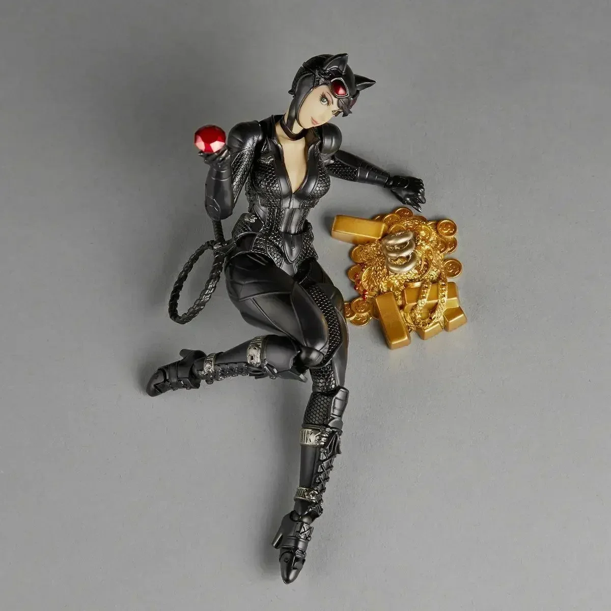 Stokta Arkham Factory MAX Fact - Model Kit Harley Quinn incelemesi ve fiyatı