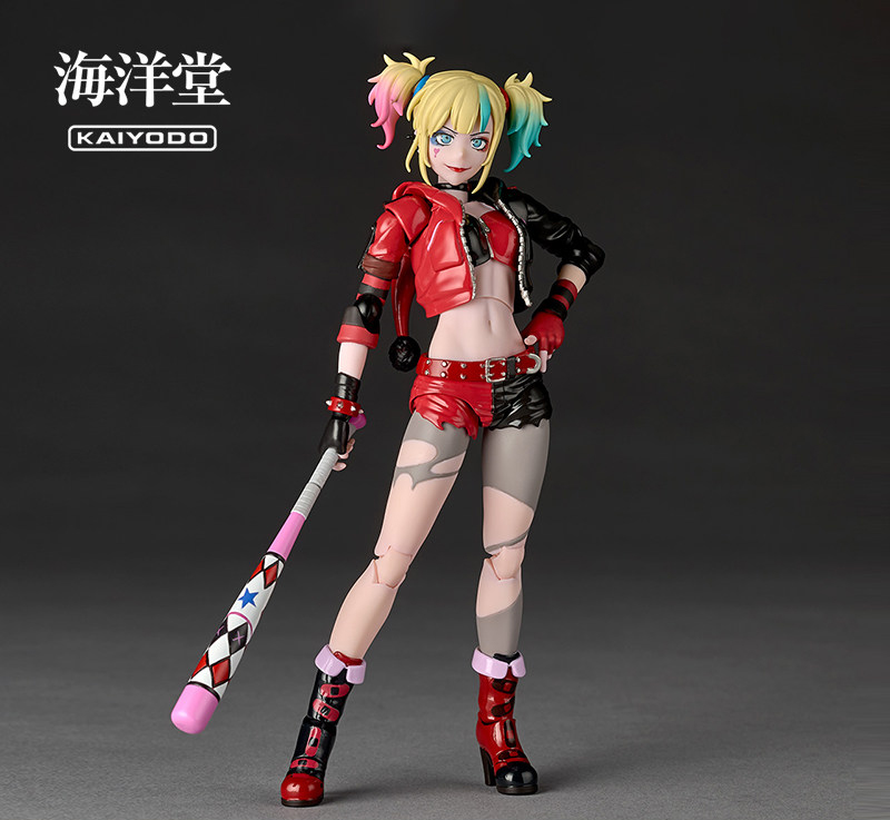 Stokta Mevcut Kaiyodo Harley Q - Model Kit Harley Quinn incelemesi ve fiyatı