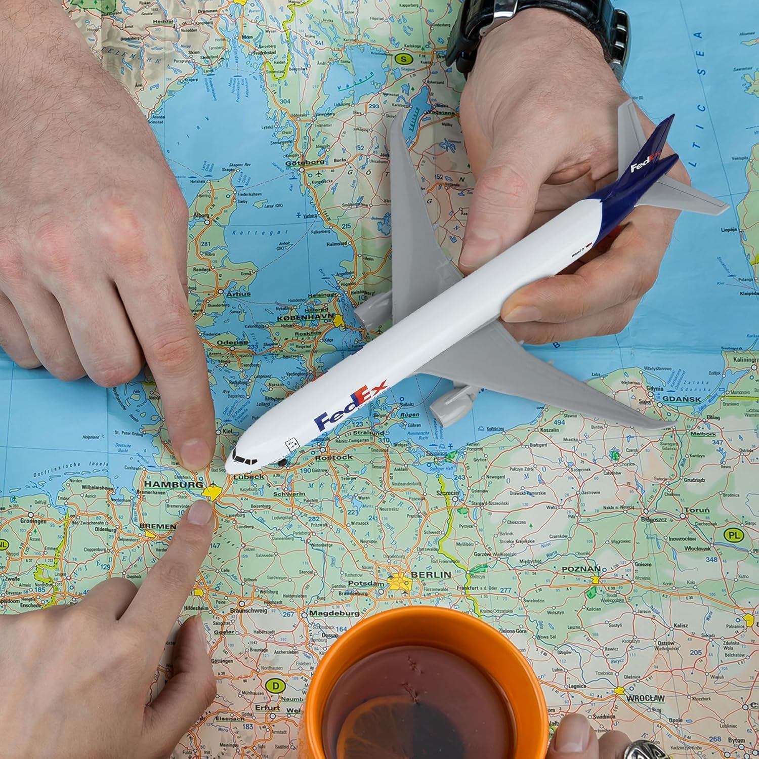 20cm Fedex B777 Uçak Modeli Oy - Model Kit Planes incelemesi ve fiyatı